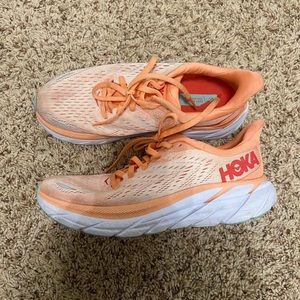 Hoka Clifton 8